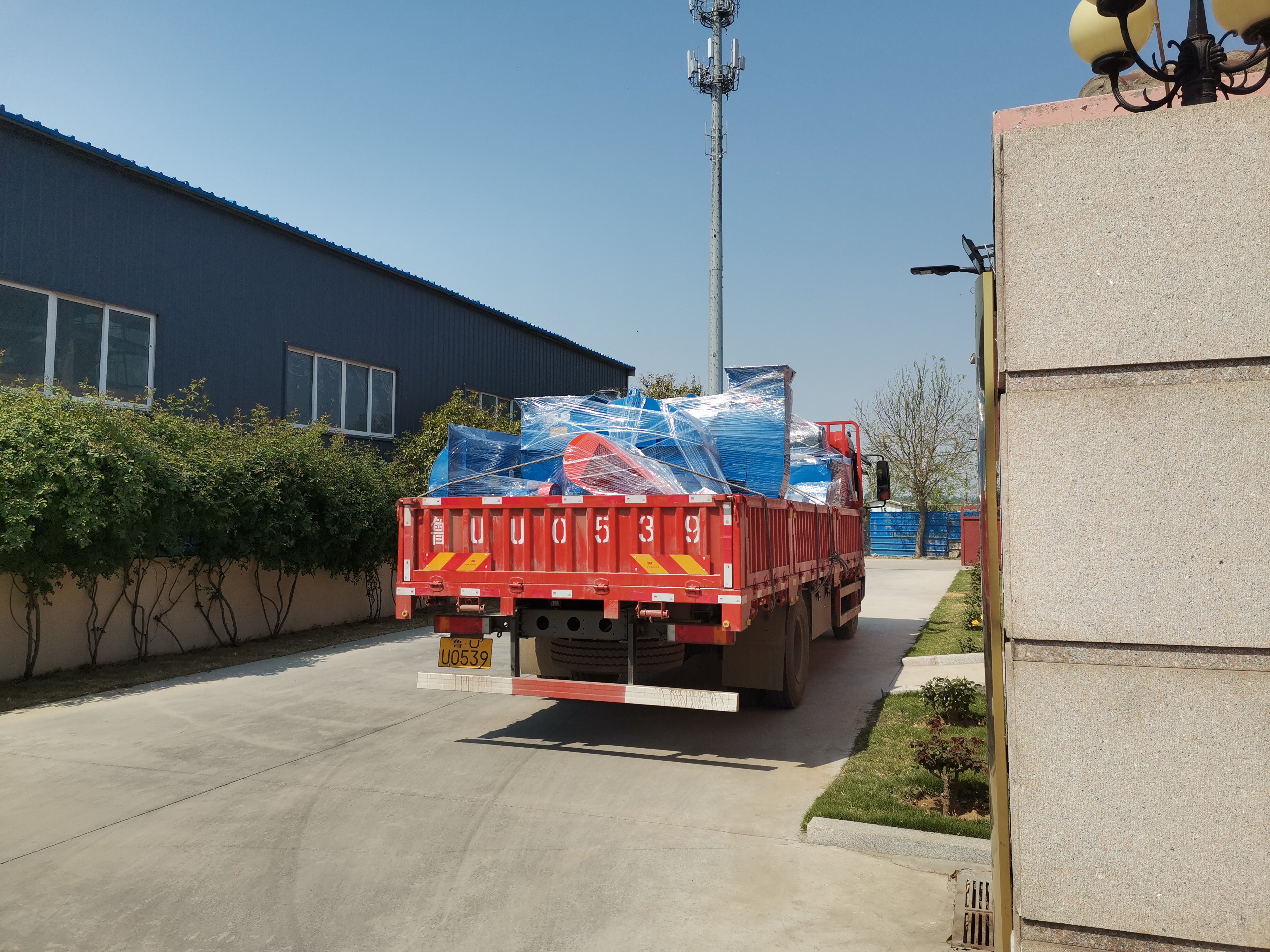 4-82烤漆房离心风机